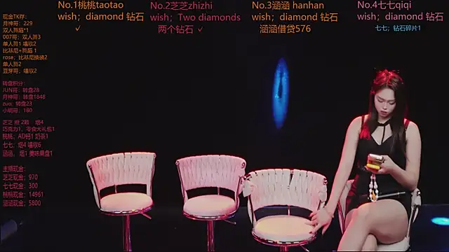 美女HHH-777在线直播