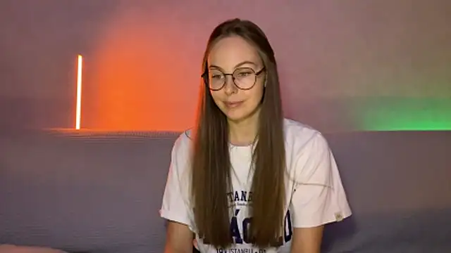 oralaa1 - Oralaa1's free webcam - UK Sex Cams