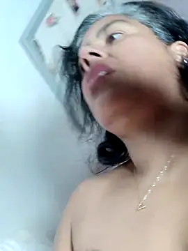 Webcam Model (Molly_newman6) is live