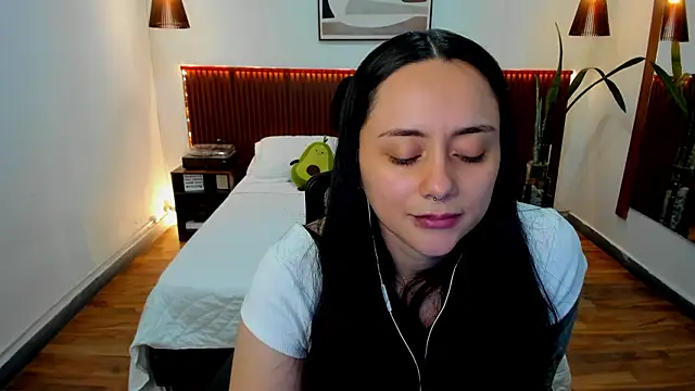 KatherineBond webcam