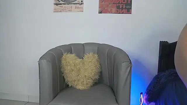 CoralieBronson webcam