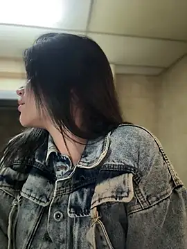 PamelaJonsom_ webcam