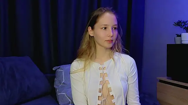 y0ur_sunshinee - Y0ur_sunshinee's free webcam - UK Sex Cams