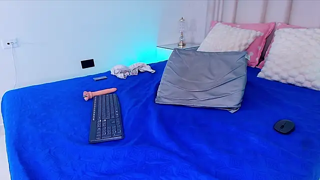 alanarose18 — spank ass until it's red