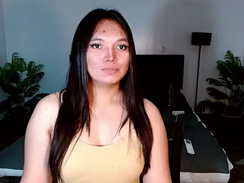 Nikki_Karishma webcam