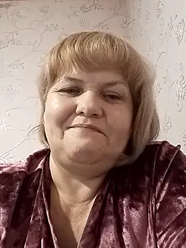 Live webcam thumbnail of MarisTi from . Watch my show!