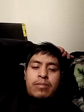 Live webcam thumbnail of Doublecorona7 from gt. Watch my show!