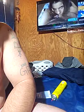 UncutHammer69 webcam