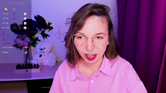 KindHazelHere_ webcam