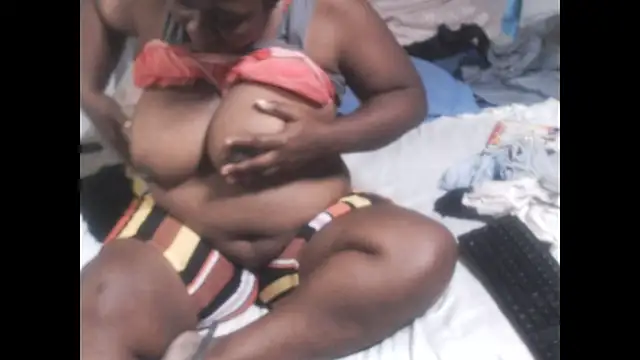 rachelexoticgirl webcam