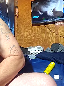 UncutHammer69 webcam