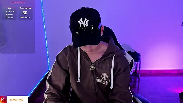 oliver_kyy webcam