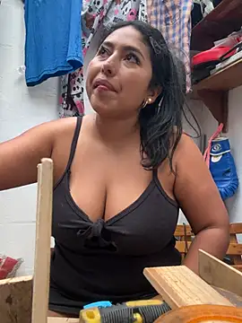 emmyjhonson07 webcam