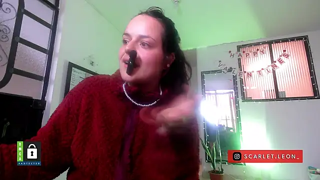 Scarletleon77 webcam