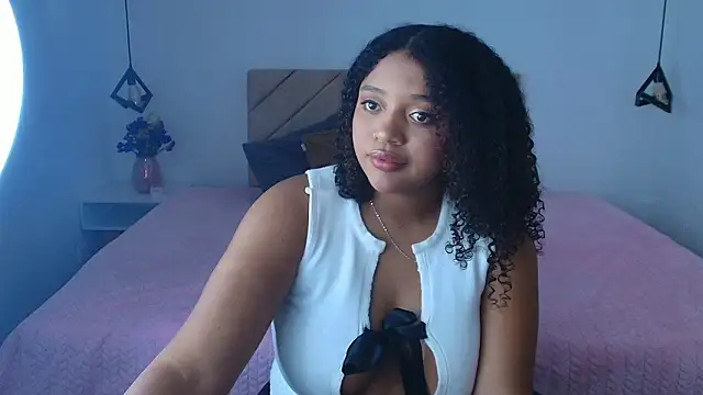 natasha_rose__ - Natasha_rose__'s free webcam - UK Sex Cams