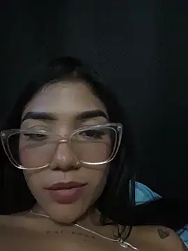 ElaRose_12 webcam