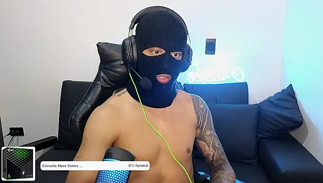 cash_master888 webcam