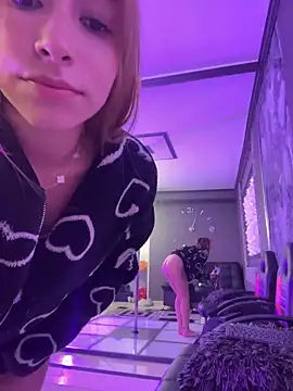 Millie_Taylor_ webcam