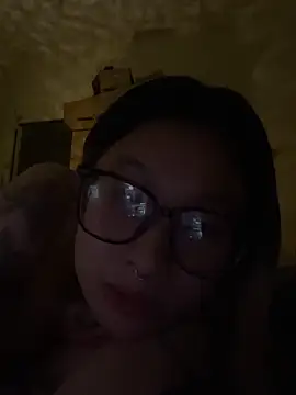 美女abella1116在线直播