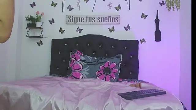 Coral_Villalobos webcam