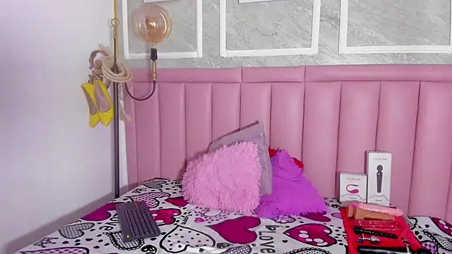 HoollyHendrix webcam