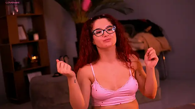 ScarlettBl00m webcam