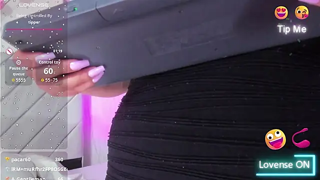 Victoria_Guzman webcam