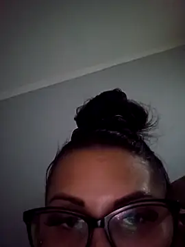 HiddendesireXO01 webcam