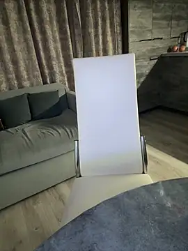 Webcam Model (MissOyee)  is live.Free join now!