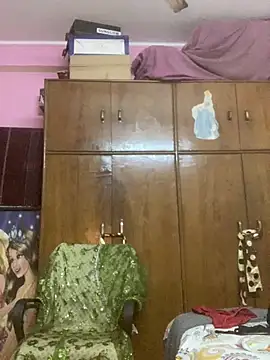 Kajal-Shemale69 webcam