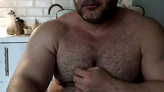 wildjohn_xx (Ask my age) - Camshow Bear 🐻 daddy