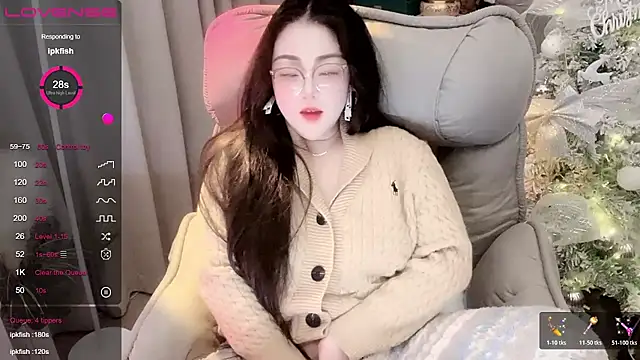 Monica-666888- webcam