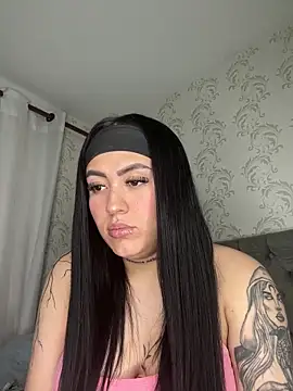 lina_888 - Lina_888's free webcam - UK Sex Cams