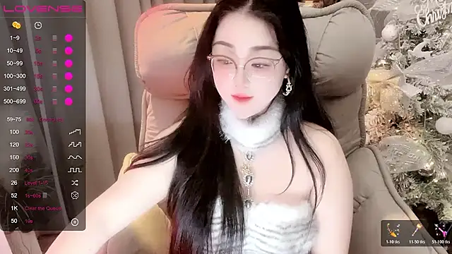 Monica-666888- webcam