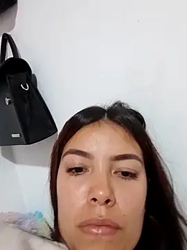 Ariana_Castillo__ webcam