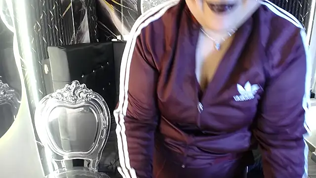 Bruja__Scarlata webcam