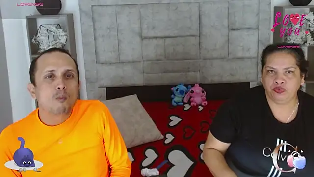 Candy_and_Jh0n webcam