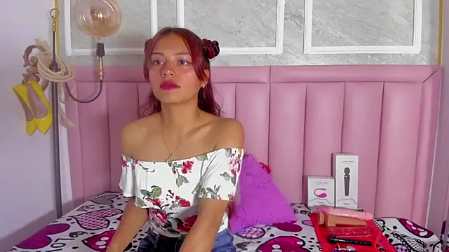 HoollyHendrix webcam