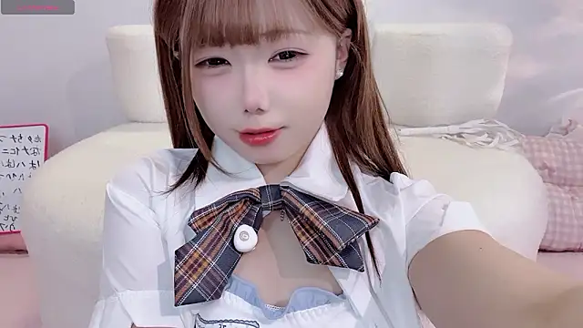 美女lucky-188在线直播