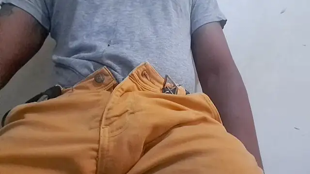 royblackbigpvt webcam