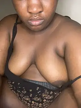 sweet18creamybigpussy webcam