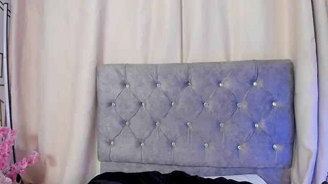 JulessCornett webcam