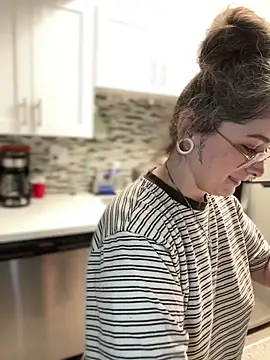 Alix_Valentine webcam