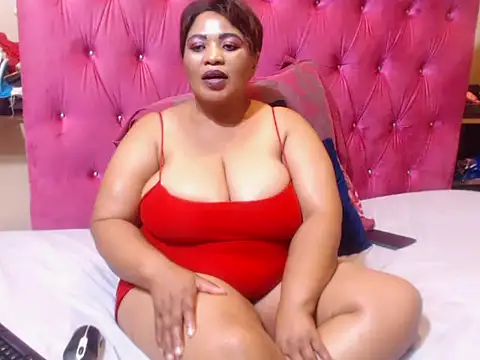 HUGE_BUSTY_EBONY webcam