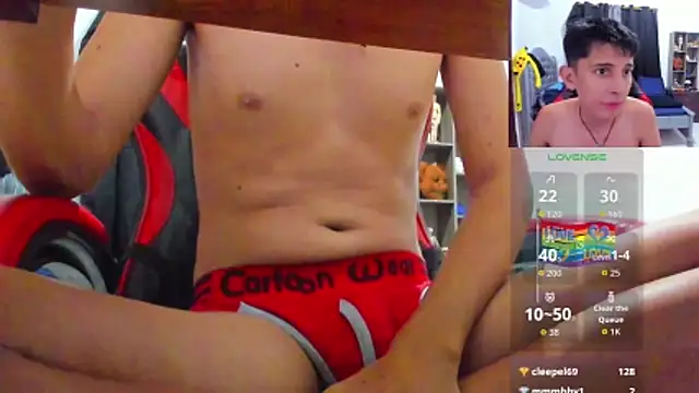 gomitaboy_1 webcam