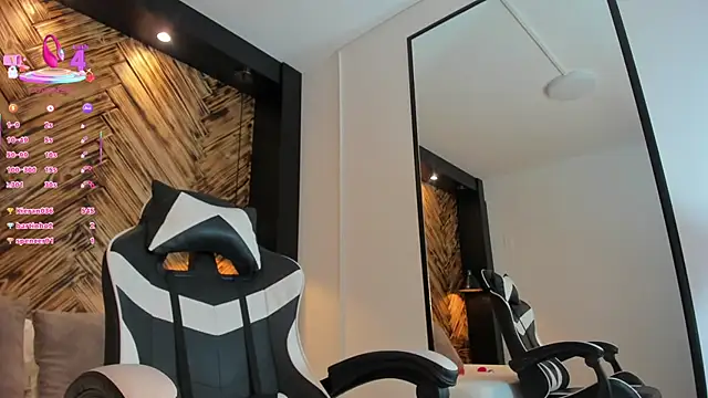 dana_daree - Dana_daree's free webcam - UK Sex Cams