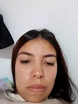 Ariana_Castillo__ webcam