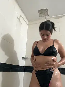 EMILIIA_RICHTER__ webcam