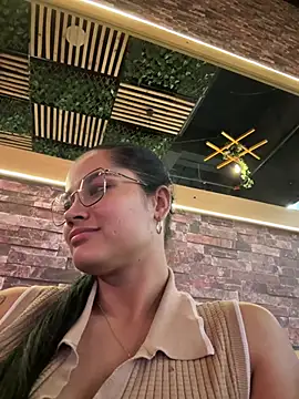 scarlet-kennedy98 webcam