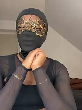 kiaraamara - KiaraAmara's free webcam - UK Sex Cams